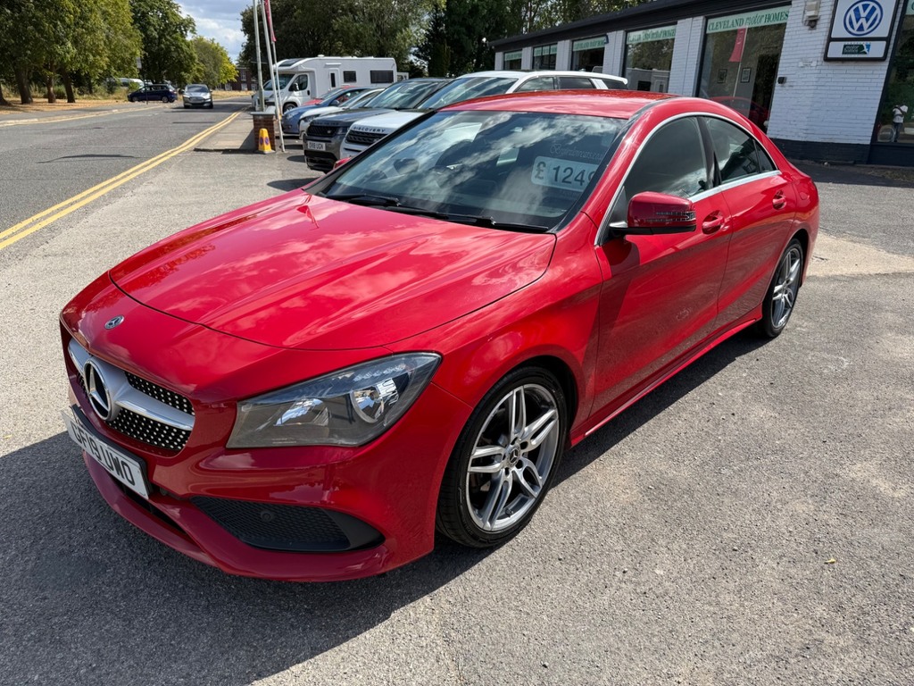 Mercedes-Benz CLA Class Cla 180 Amg Line Edition Red