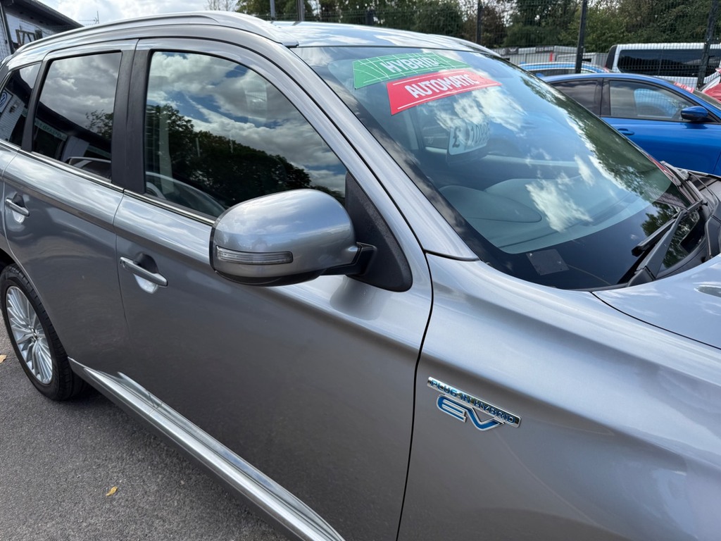Mitsubishi Outlander 2.4 Phev Juro Grey #6