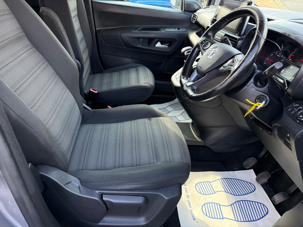 Vauxhall Combo Life 1.2I Turbo 130 Ps Elite Mpv 7-Seat Blue #23