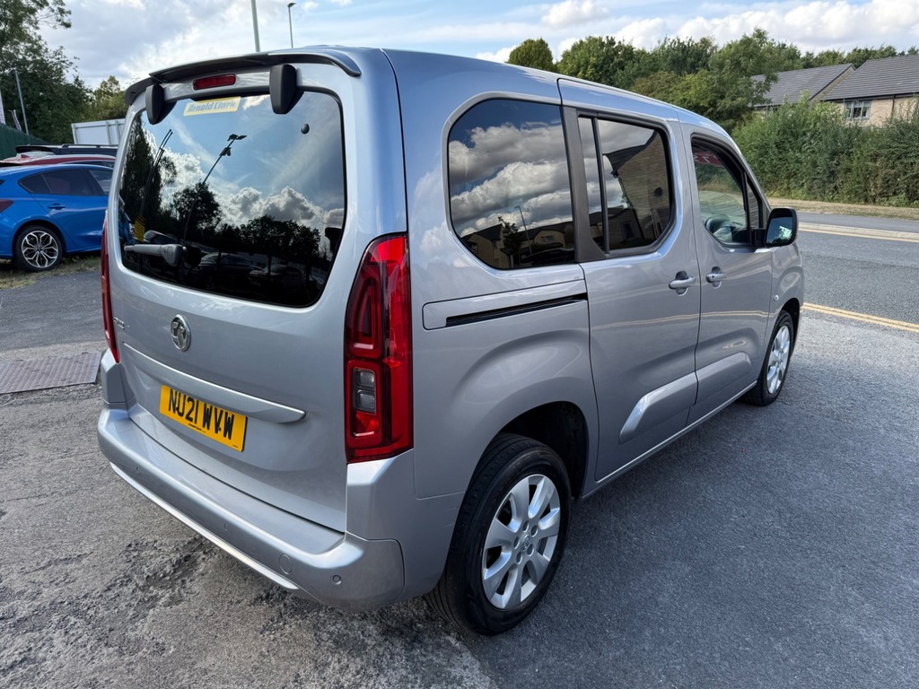 Vauxhall Combo Life 1.2I Turbo 130 Ps Elite Mpv 7-Seat Blue #8