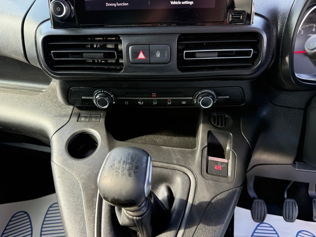 Vauxhall Combo Life 1.2I Turbo 130 Ps Elite Mpv 7-Seat Blue #29
