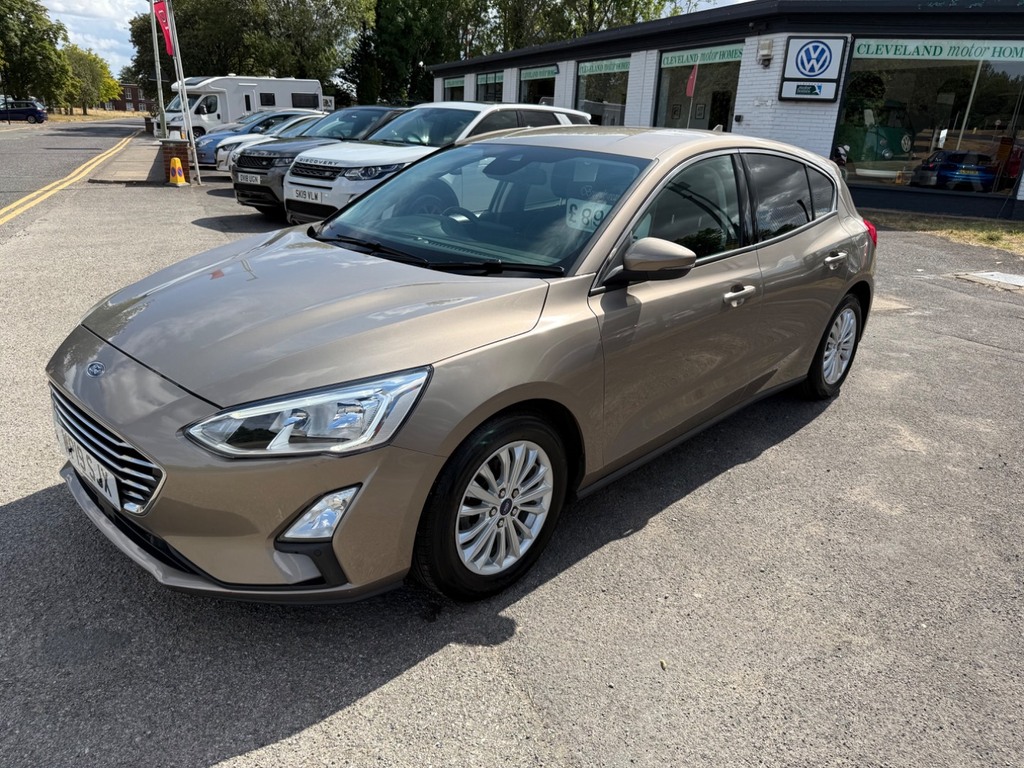 Ford Focus 1.0 Ecoboost 125 Titanium Silver