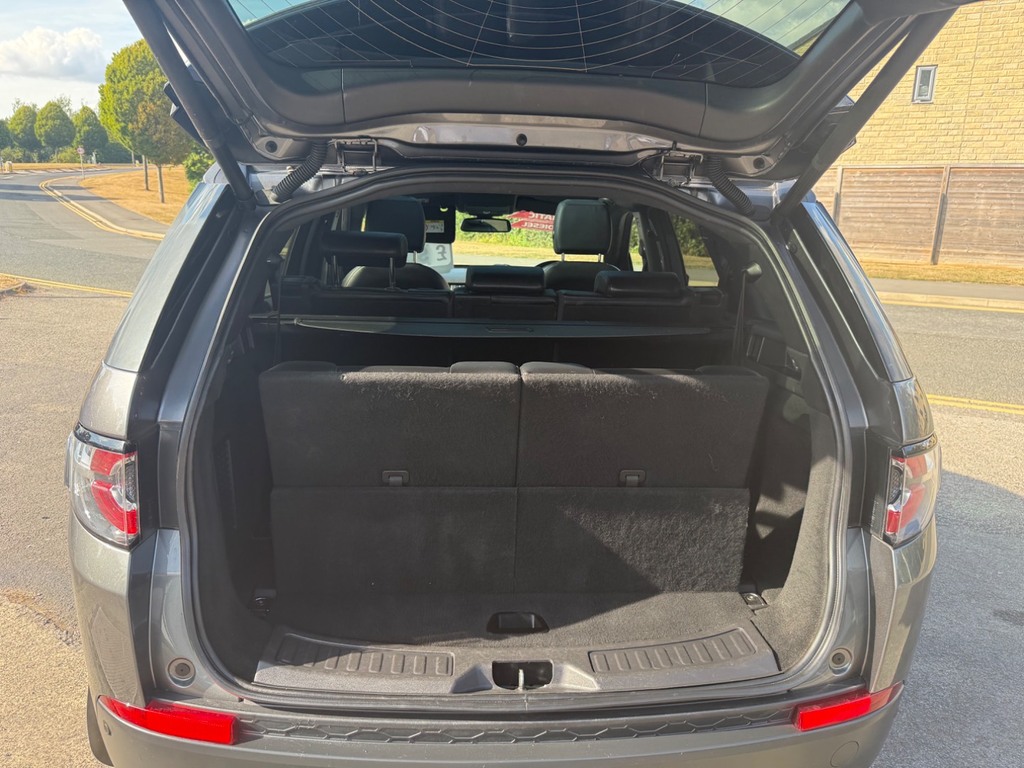 Land Rover Discovery Sport 2.0 Td4 180 Hse Silver #21