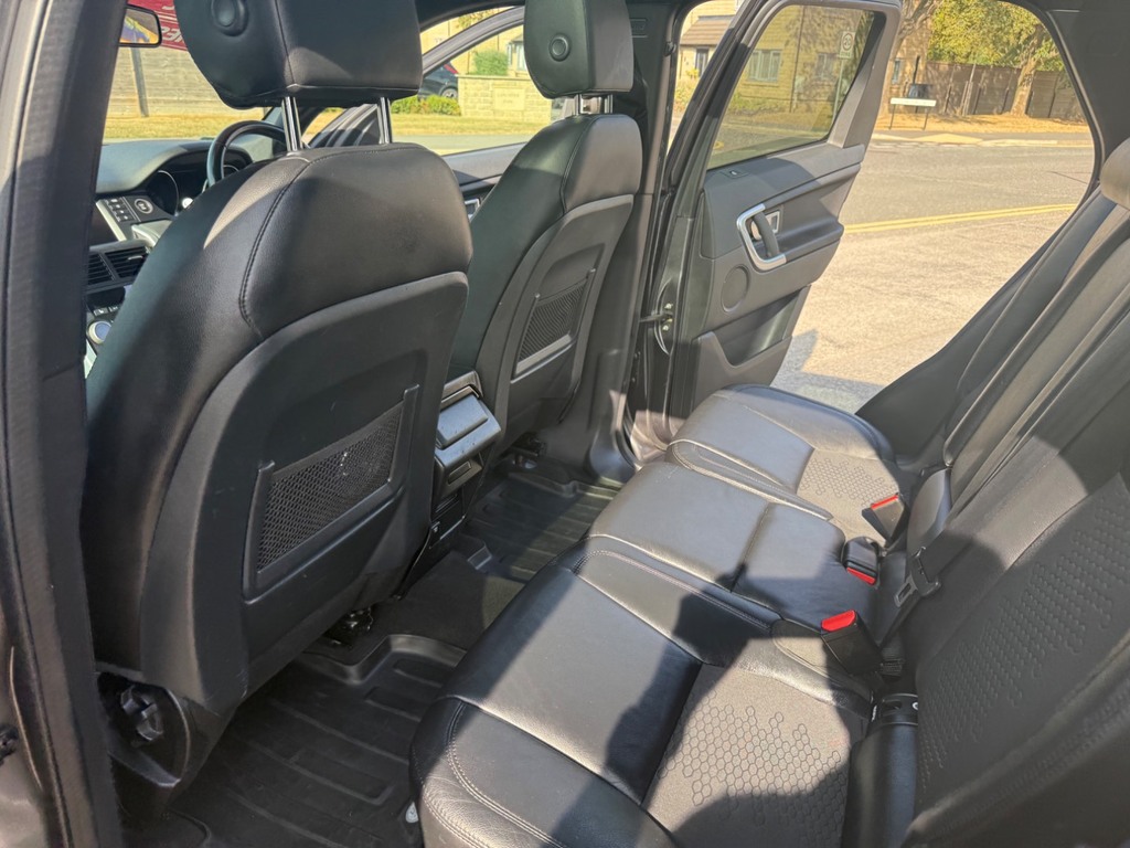 Land Rover Discovery Sport 2.0 Td4 180 Hse Silver #37