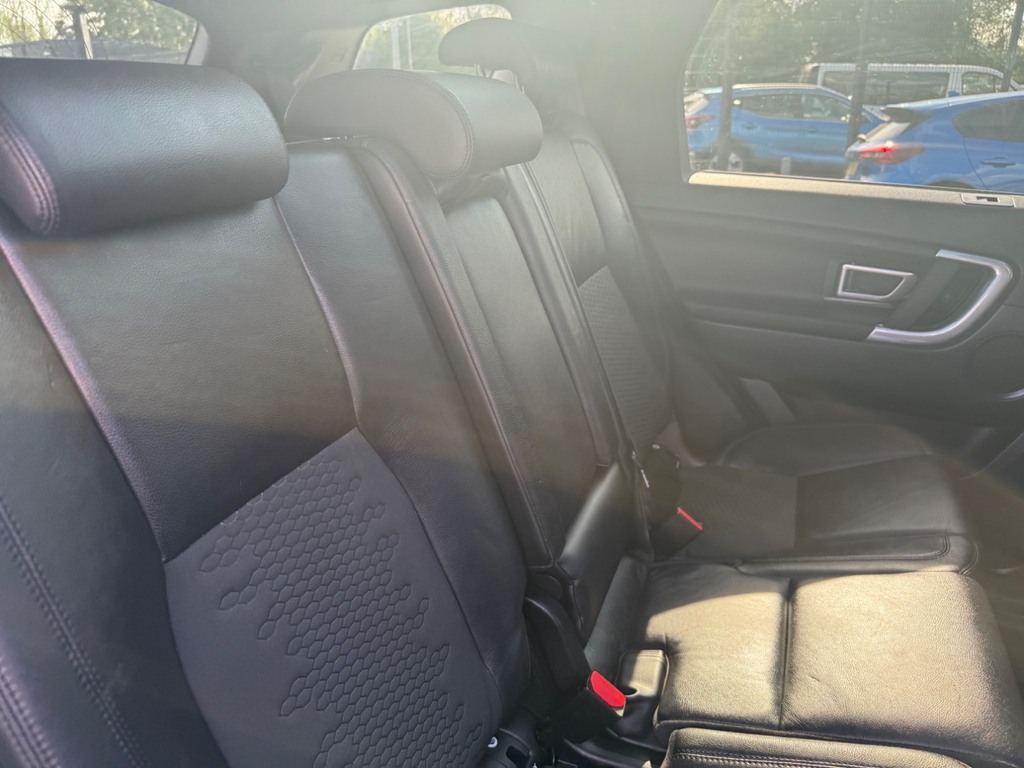 Land Rover Discovery Sport 2.0 Td4 180 Hse Silver #35