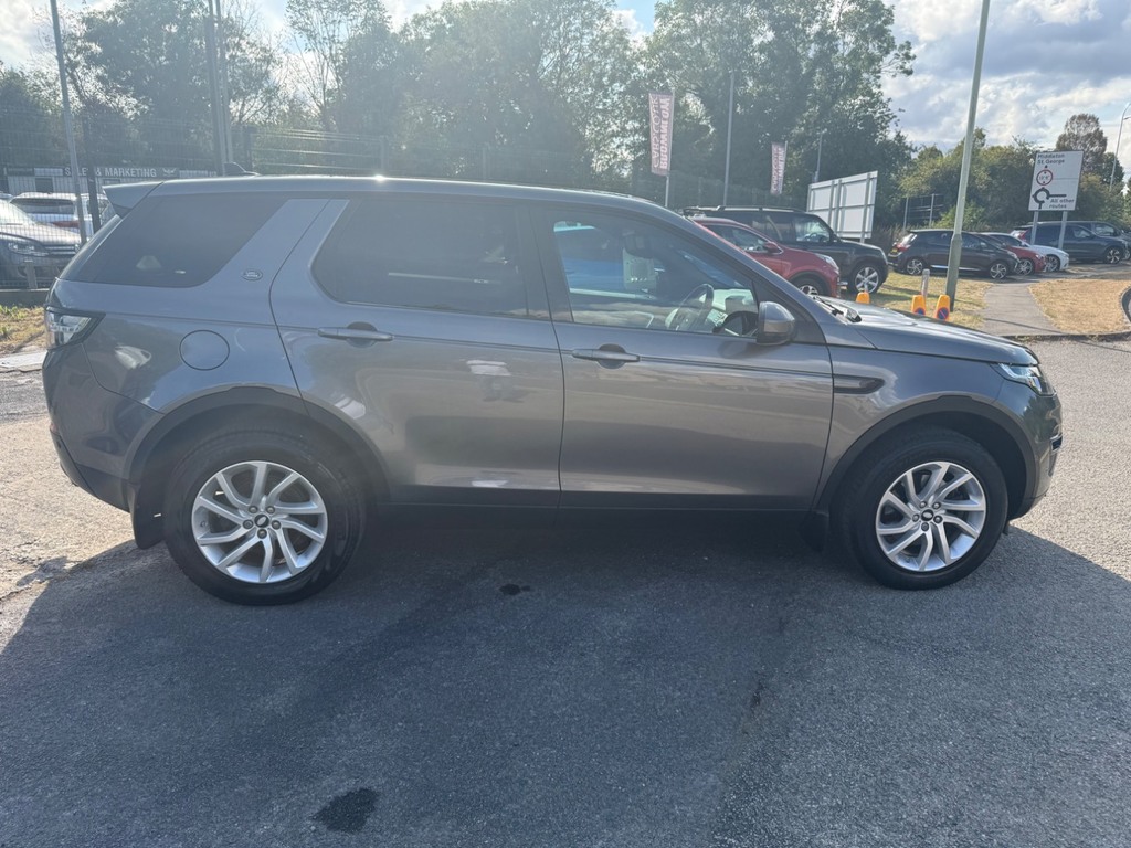 Land Rover Discovery Sport 2.2 Sd4 Se Tech Grey #4
