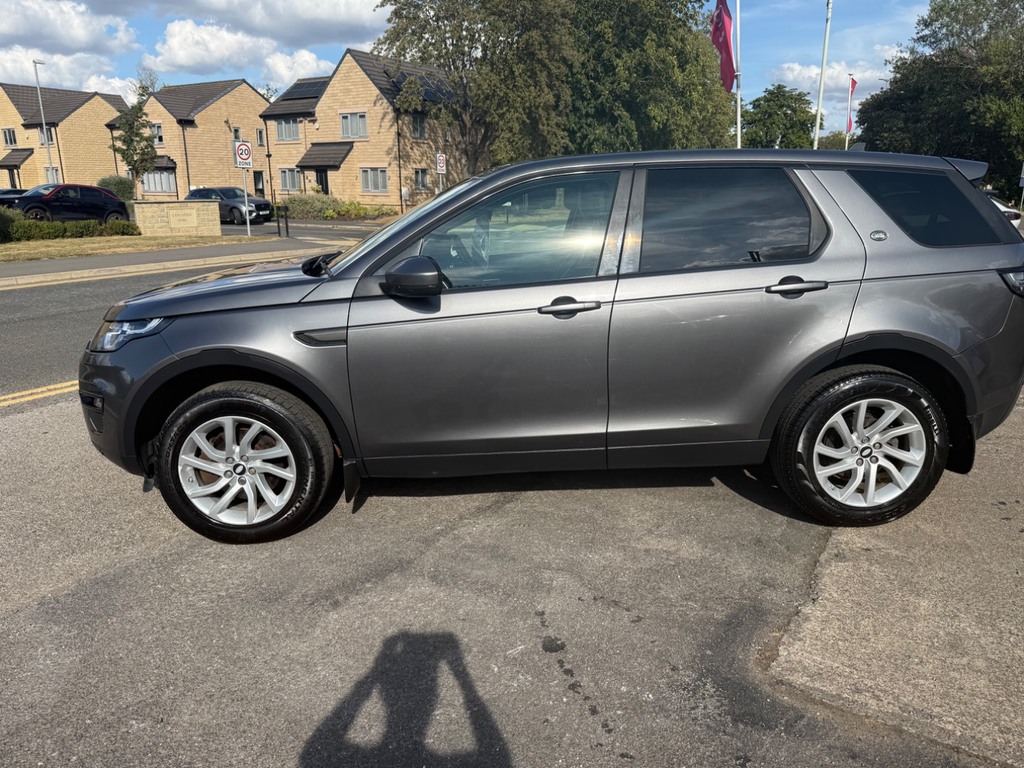 Land Rover Discovery Sport 2.0 Td4 180 Hse Silver #11
