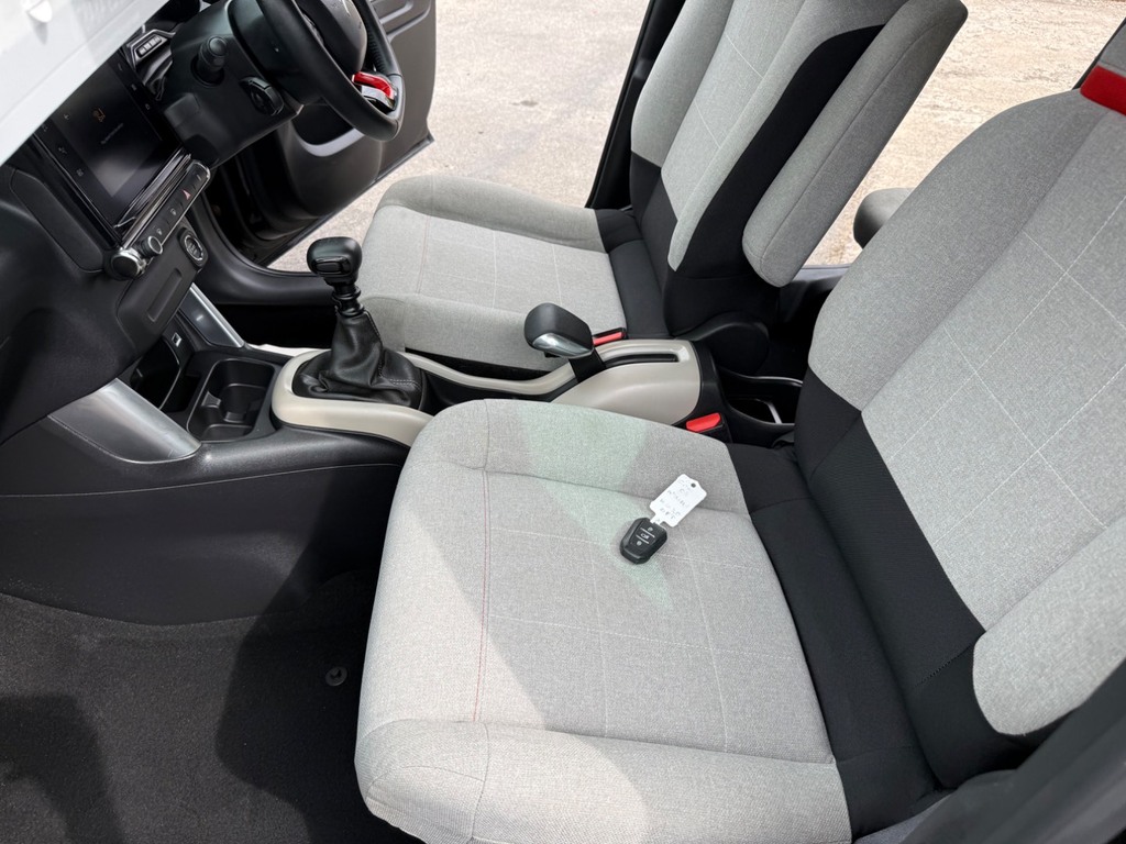 Citroen C3 Aircross 1.2 Puretech Flair Euro 6 Ss White #40