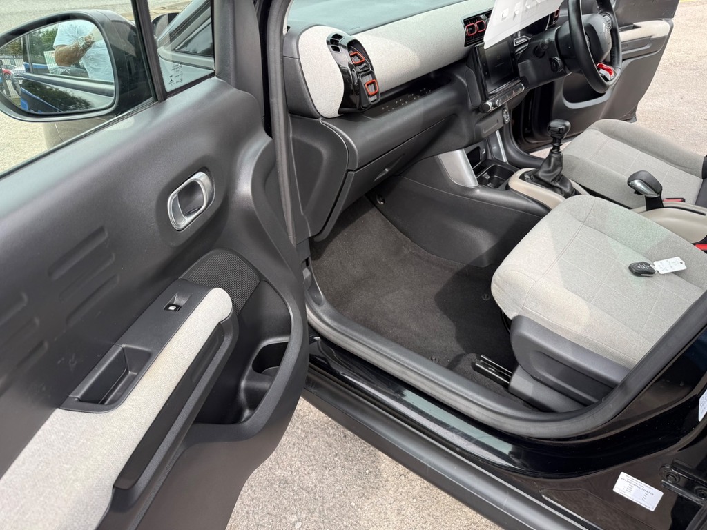 Citroen C3 Aircross 1.2 Puretech Flair Euro 6 Ss White #42