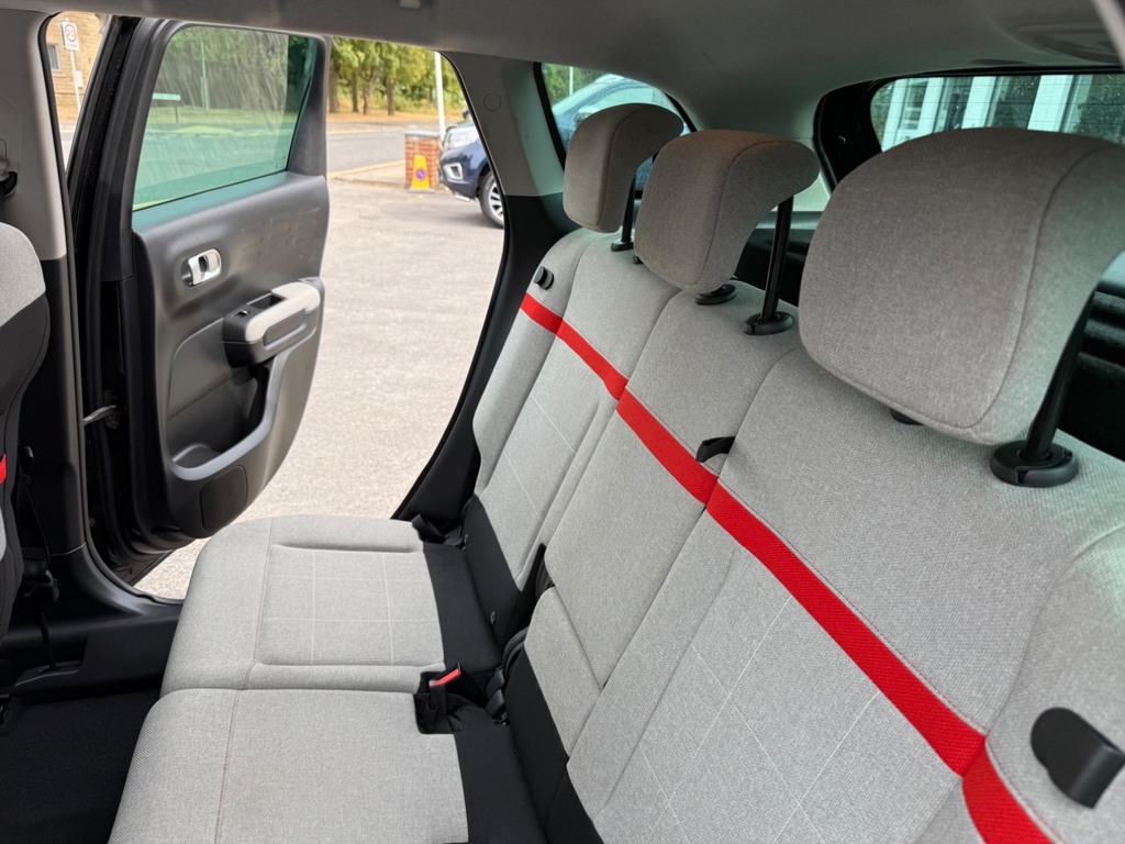 Citroen C3 Aircross 1.2 Puretech Flair Euro 6 Ss White #39