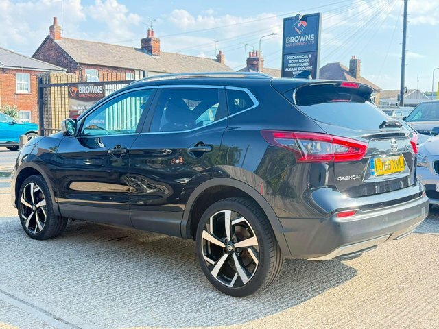 Nissan Qashqai 1.5 Dci Tekna Euro 6 S S LJ68XVL Black #5