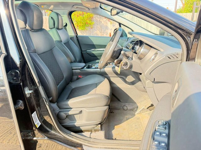 Peugeot 3008 1.6L Active Red #9