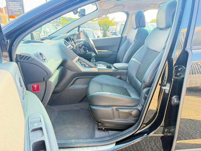 Peugeot 3008 1.6L Active Red #18