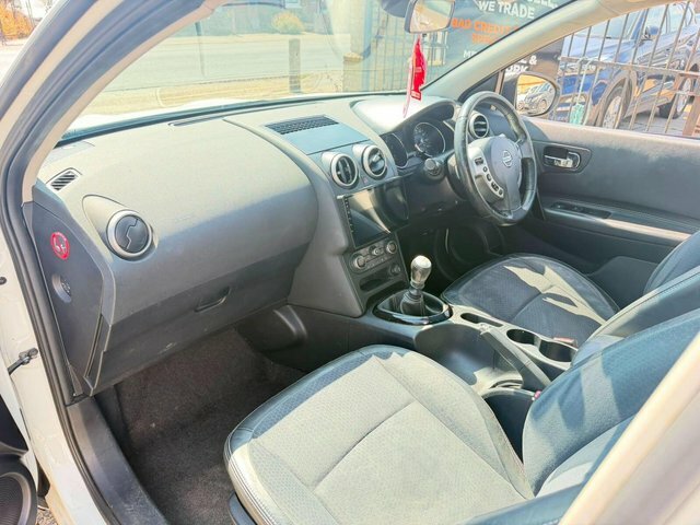 Nissan Qashqai Tekna Silver #20