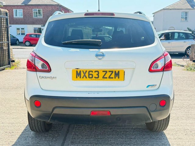 Nissan Qashqai Tekna Silver #4