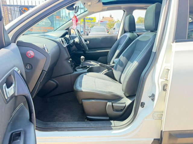 Nissan Qashqai Tekna Silver #18