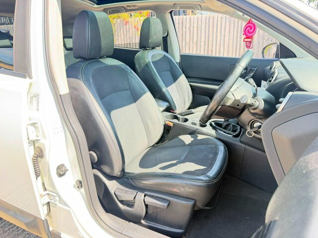 Nissan Qashqai Tekna Silver #10