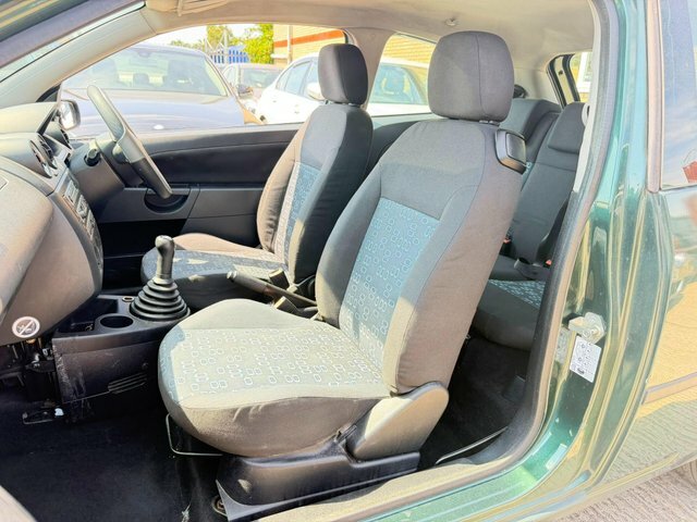 Ford Fiesta 1.6 Ghia 16V 100 Bhp Blue #12