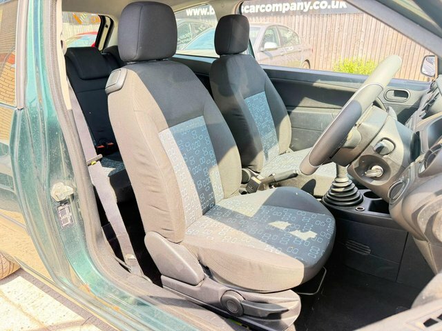 Ford Fiesta 1.6 Ghia 16V 100 Bhp Blue #9