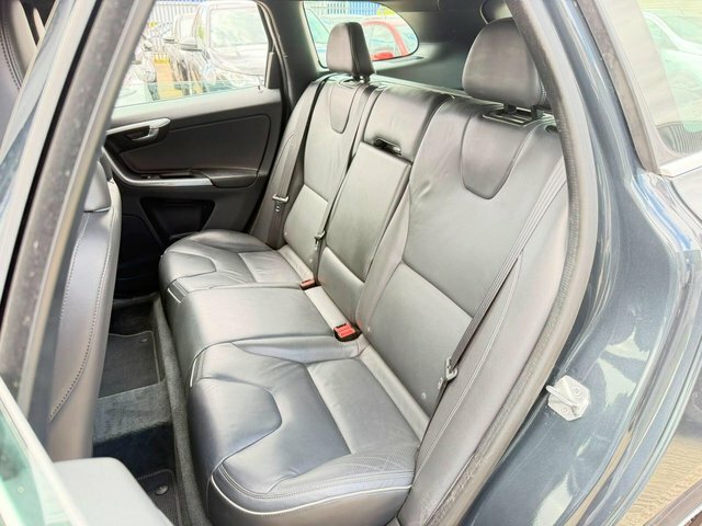 Volvo XC60 D5 Se Lux Nav Suv Awd Euro 6 Ss #18