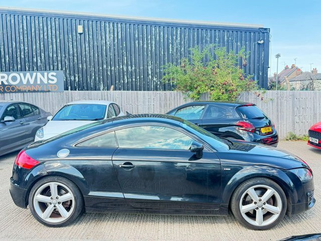 Audi TT 2.0 Tfsi S Line Euro 4 Black #2
