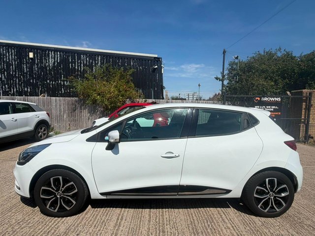 Renault Clio 0.9 Tce Play Euro 6 S S White #6
