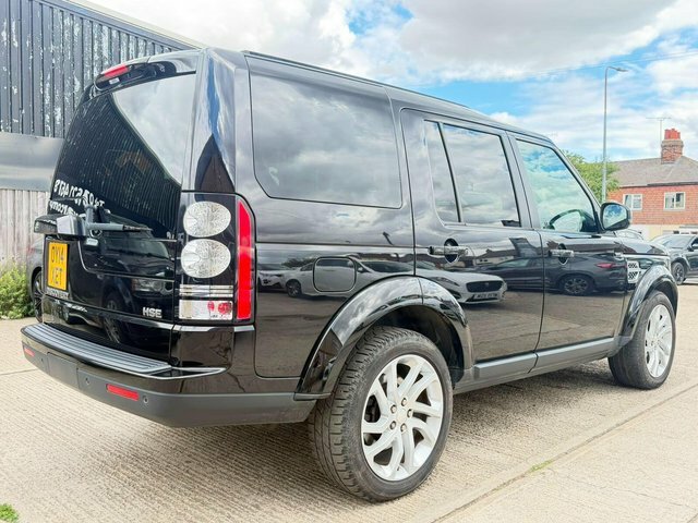 Land Rover Discovery 4 3.0 Sd V6 Hse 4Wd Euro 5 S S OY14XET Black #3