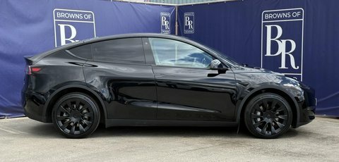 Tesla Model Y Dual Motor Long Black #3