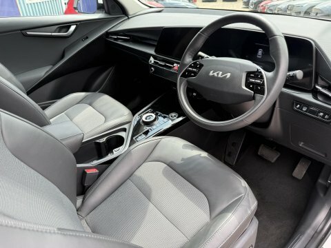 Kia Niro 1.6H Gdi 3 White #2