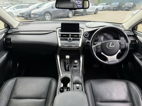 Lexus NX Suv 2.5 300H Luxury E-cvt 4Wd Euro 6 Ss 20 Red #24