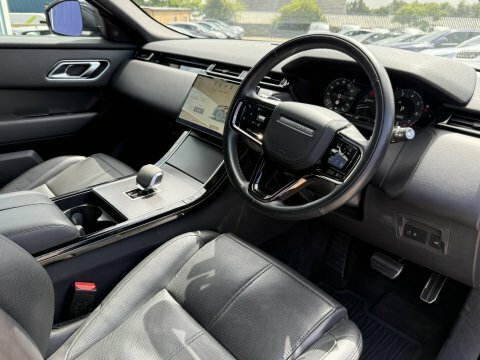Land Rover Range Rover Velar 2.0 P250 Dynamic Silver #2