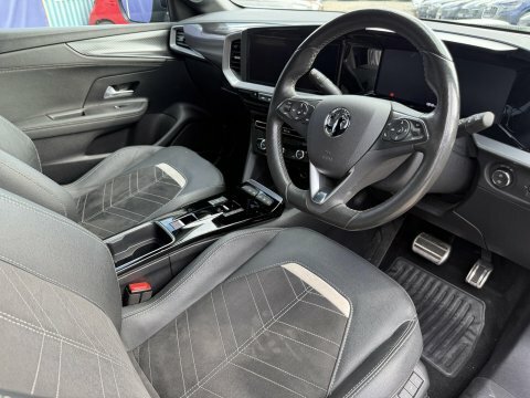 Vauxhall Mokka-e 50Kwh Ultimate Black #2