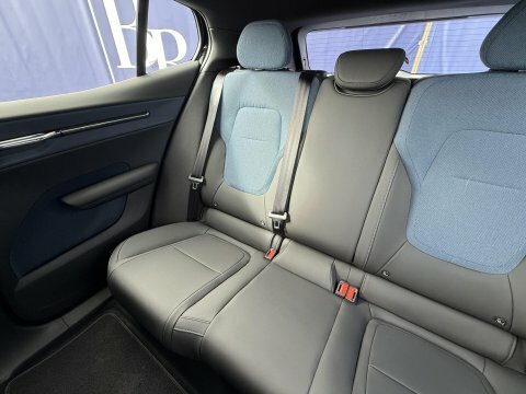 Volvo EX30 Twin Motor Performance Ultra Sunroof, Harmankard #22
