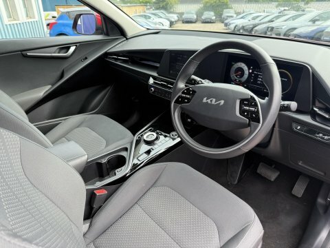 Kia e-Niro 64.8Kwh 2 Suv Red #2