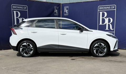 MG MG4 64Kwh Se Long White #3