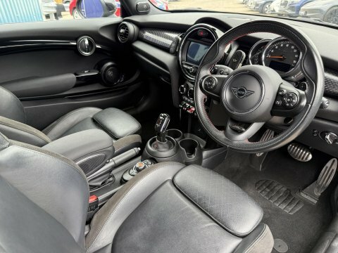 Mini Hatch 2.0 Cooper S LJ21VFW Black #2
