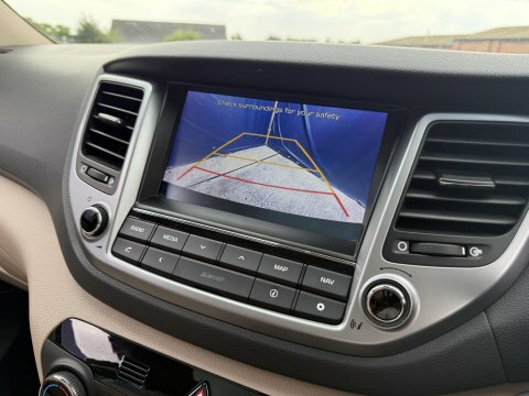 Hyundai Tucson 1.7 Crdi Blue Drive Sport Edition 2Wd Beige #40