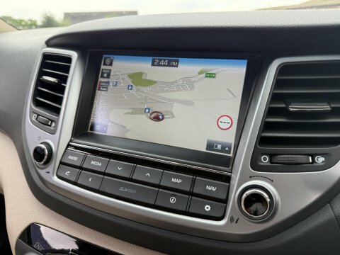 Hyundai Tucson 1.7 Crdi Blue Drive Sport Edition 2Wd Beige #36
