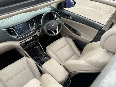 Hyundai Tucson 1.7 Crdi Blue Drive Sport Edition 2Wd Beige #42