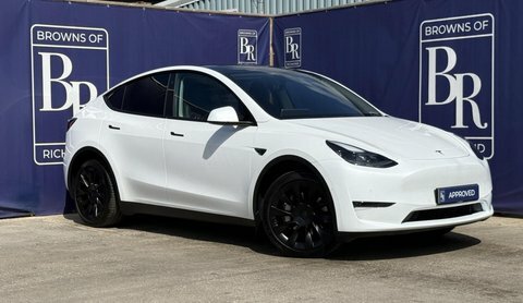 Tesla Model Y Dual Motor Long White