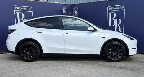 Tesla Model Y Dual Motor Long NL22RUV White #3