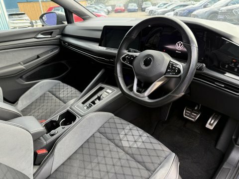 Volkswagen Golf 1.5 Etsi Mhev SD22YCO Grey #2