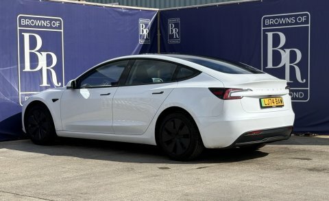 Tesla Model 3 Saloon 4dr Electric LJ74BAW White #6