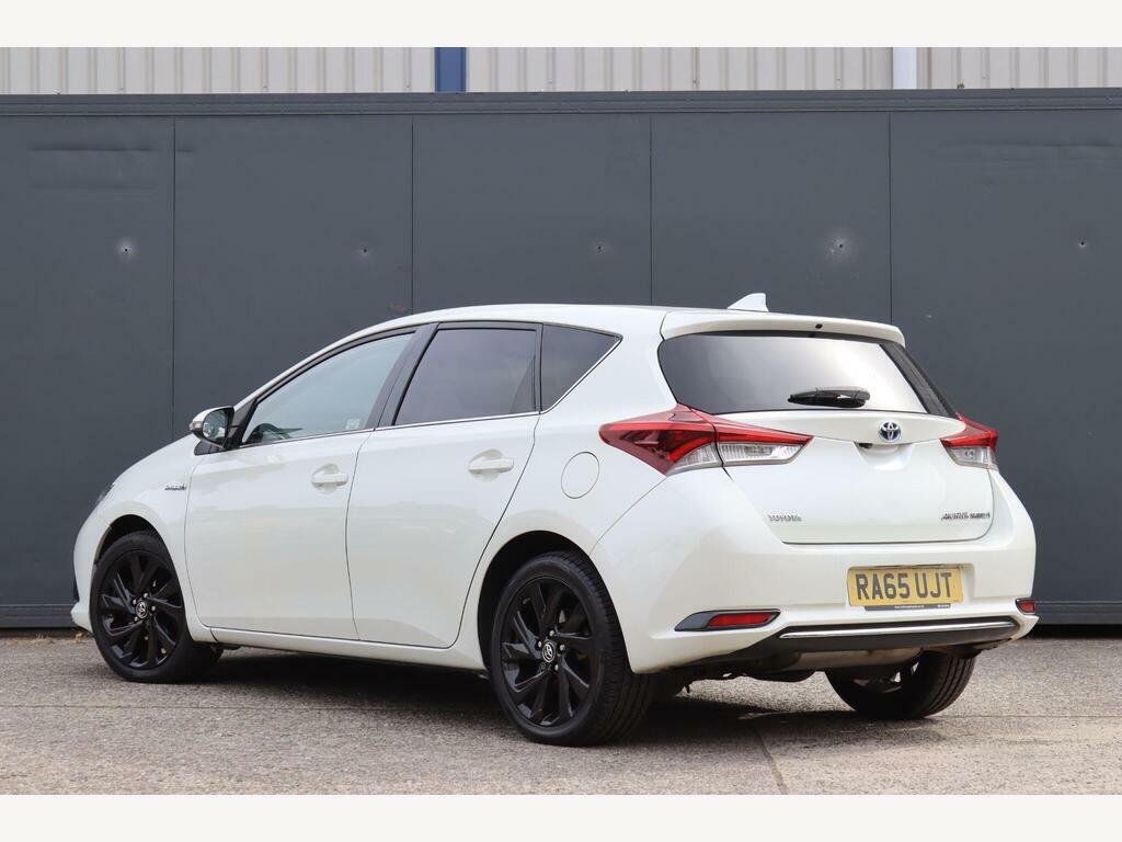 Toyota Auris 1.8 Vvt-h Design Cvt Euro 6 S S RA65UJT White #4