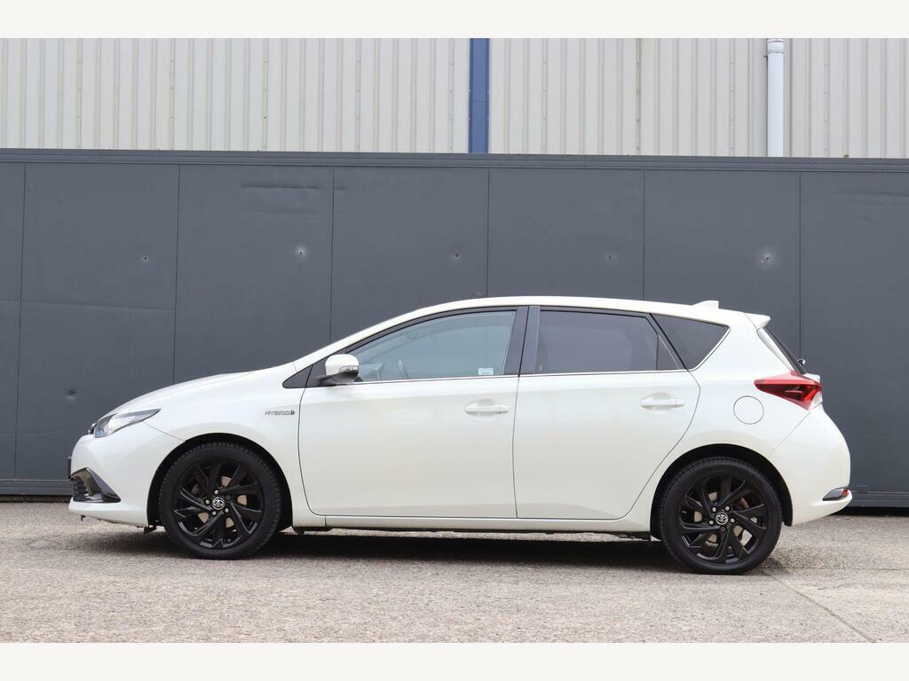 Toyota Auris 1.8 Vvt-h Design Cvt Euro 6 S S RA65UJT White #5