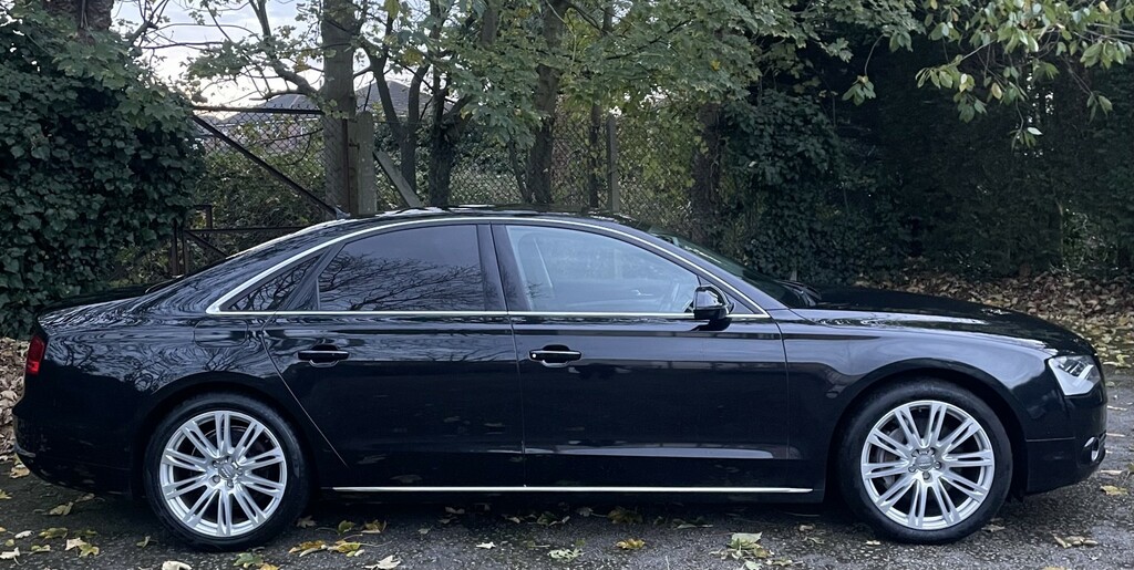 Audi A8 3.0 Tdi V6 Sport Executive 201373 Black #2
