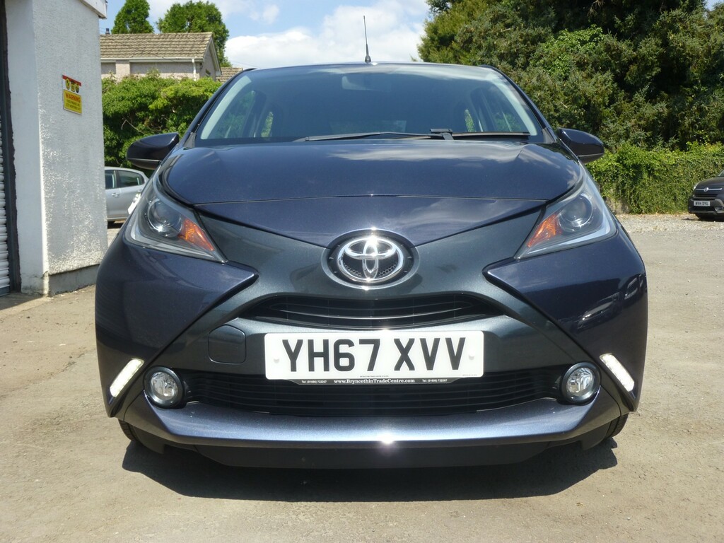 Toyota Aygo 1.0 Vvt-i X-style X-shift Cvt 23000 Miles YH67XVV Blue #3
