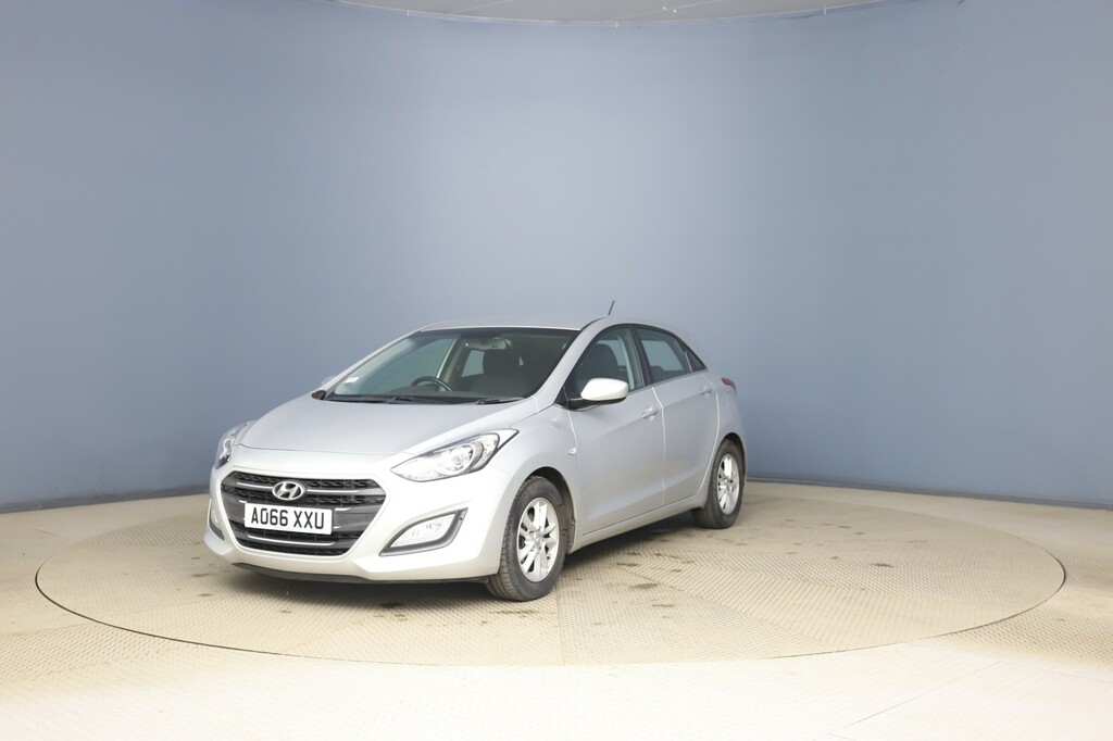 Hyundai I30 1.6 Crdi Blue Drive Se 108 Bhp Euro6 Ulez Comp Silver