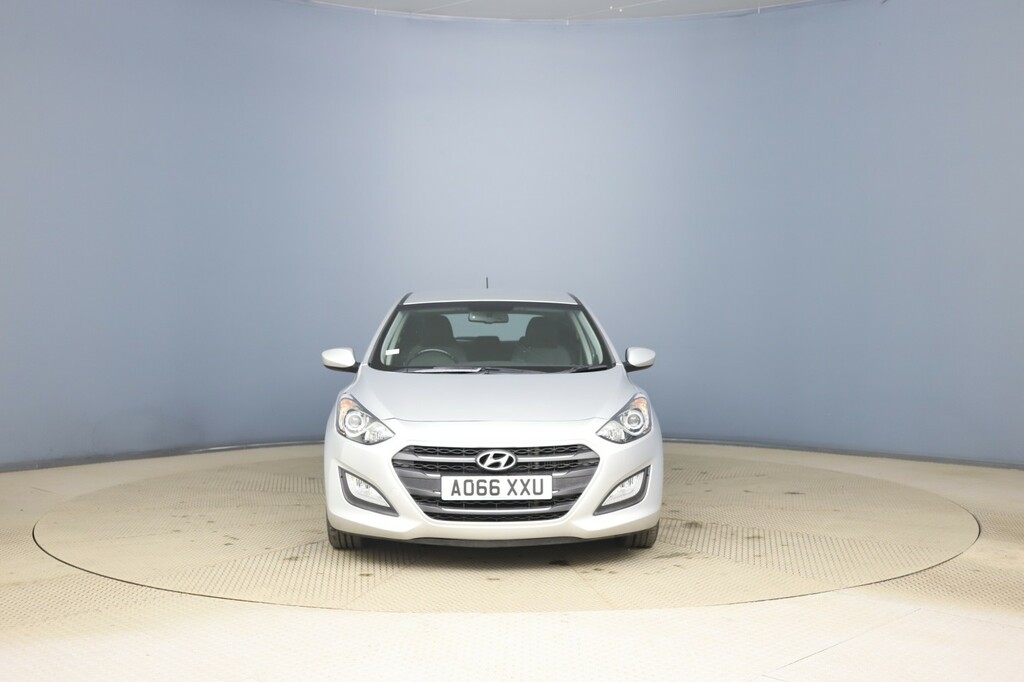 Hyundai I30 1.6 Crdi Blue Drive Se 108 Bhp Euro6 Ulez Comp Silver #4