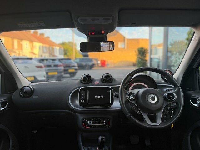Smart Forfour Passion Advanced Hatchback White #2